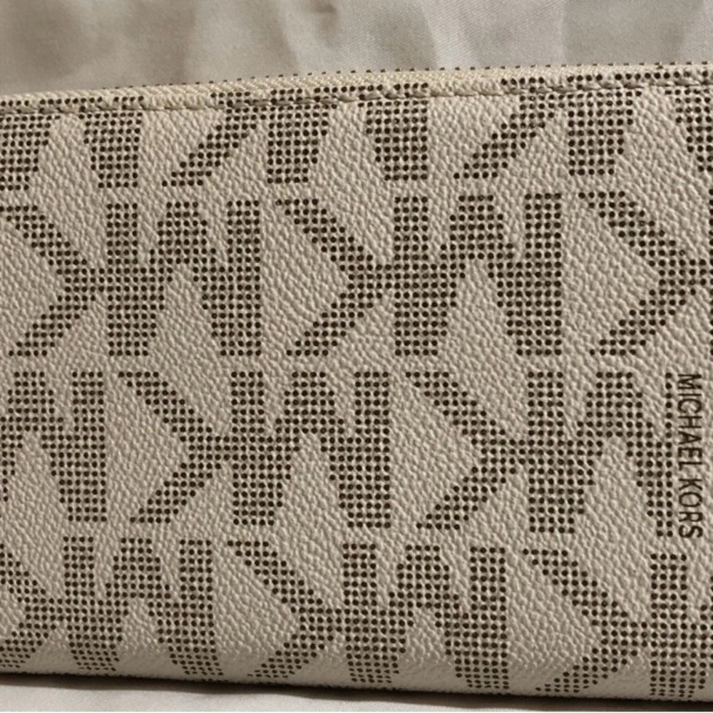 Michael Kors Jet Set Travel Continental Wallet Vanilla signature logo Classic - Picture 16 of 16